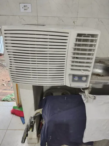 Ar condicionado splinge Midea 12.000 BTUS funcionando perfeitamente manutenção feita