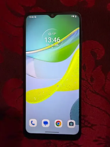 Moto E13 "64GB"