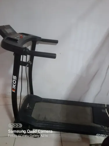 Vendo esteira com pequeno defeito
