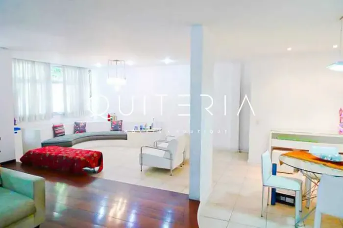Se você está procurando um lugar para chamar de seu conforto e espaço, este apartamento é