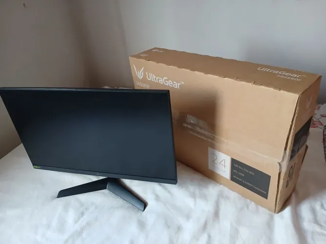 Monitor LG Ultragear 24'' 180hz