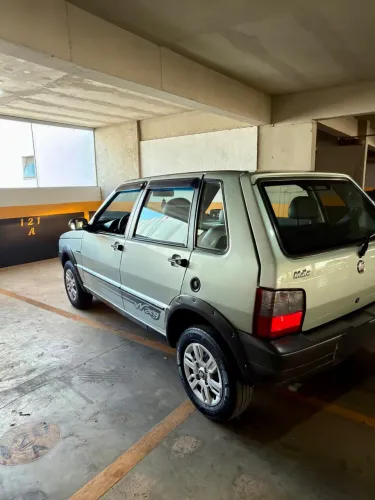 Fiat Uno Mille Celeb. WAY Econ. 1.0 F.flex 4P 2010