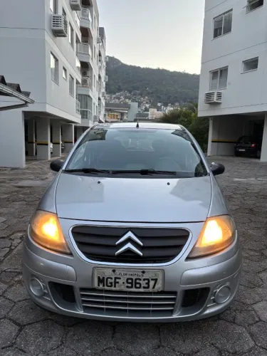 Citroen C3 GLX 1.4/ GLX Sonora 1.4 Flex 8V 5P 2010