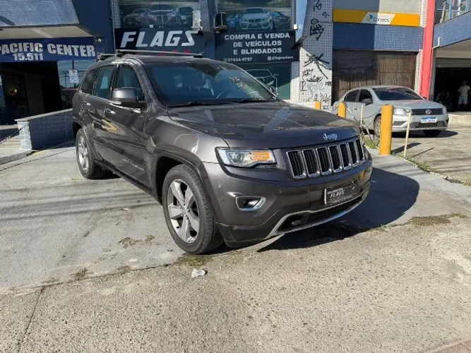 Jeep Grand Cherokee Limited 3.0 TB Dies. AUT 2015