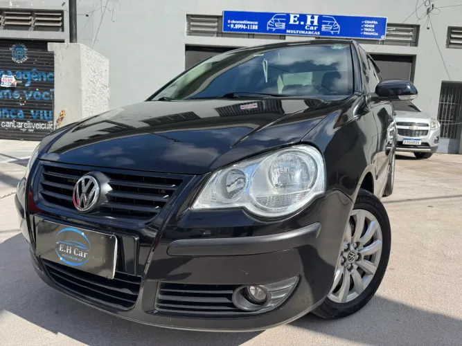 Volkswagen Polo Sedan 1.6 MI Total Flex 8V 4P 2010