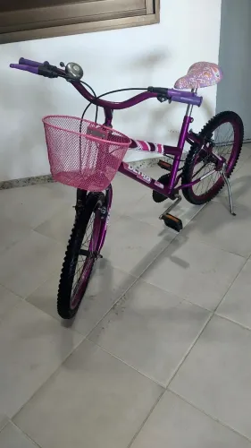 Bicicleta em ótimo estado de conservação