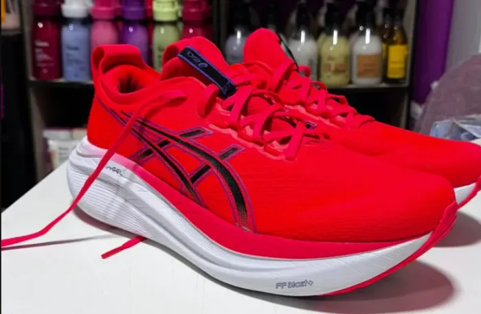 Tenis Corrida Nimbus 27