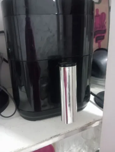 Vende-se Air fryer super seminova conservada