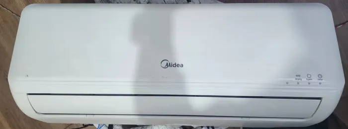 ?Ar-Condicionado Split Midea Vize 9.000 BTUs - 220V
