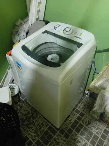 Vende-se lava roupa