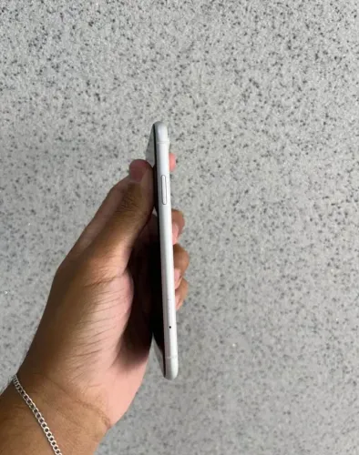 Vendo iPhone XR só mente no Pix pagamento antes