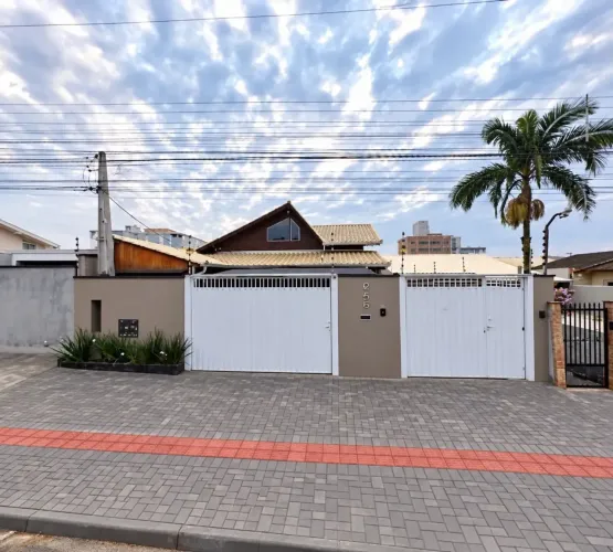 Vendesse Casa averbada bairro São Vicente