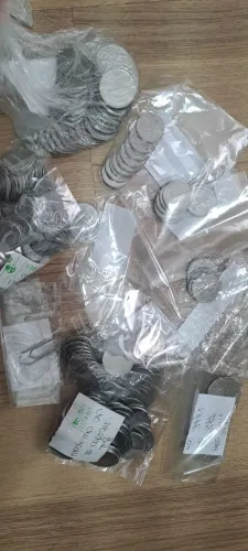 Atenção, colecionadores! Vendo Moedas e Notas Antigas do Brasil .