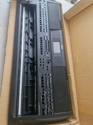 Teclado gabinete SX600 parte cima e baixo
