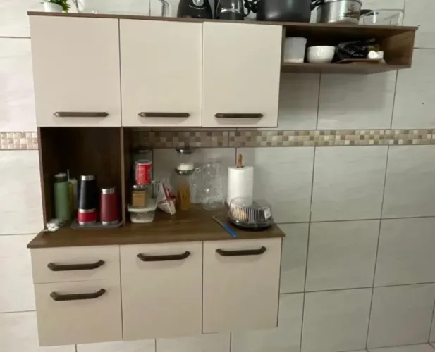 Armário de cozinha a venda 200$