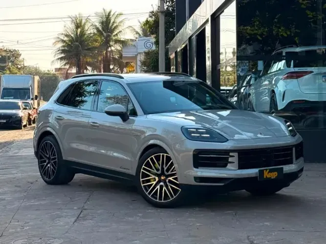 Porsche Cayenne E-hybrid 3.0 V6 462cv 2024