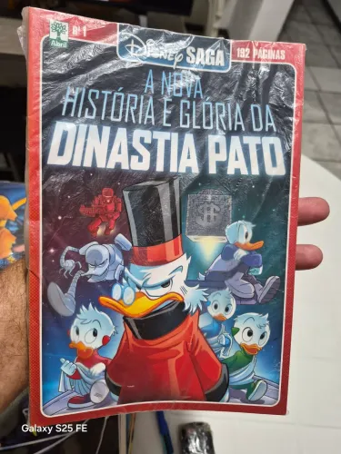 A nova história e glória da dinastia Pato