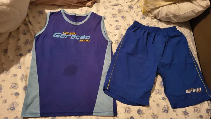 uniforme escolar geração 2000