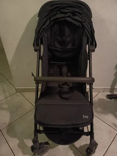 Carinho de bebê