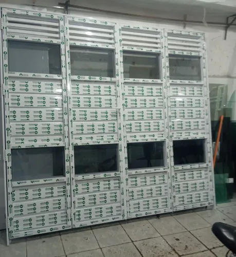 Portões de alumínio