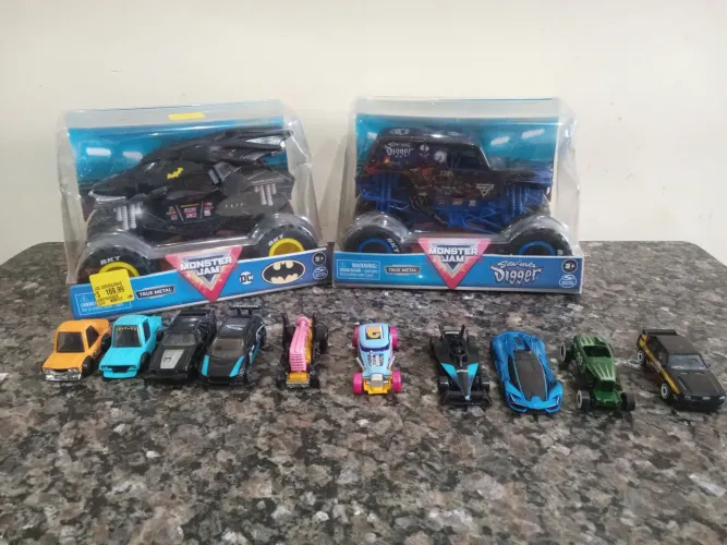 Carros Hotwells