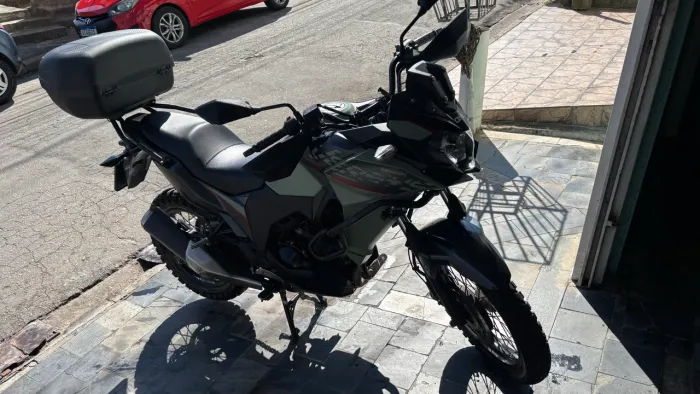 Vendo ou troco versys