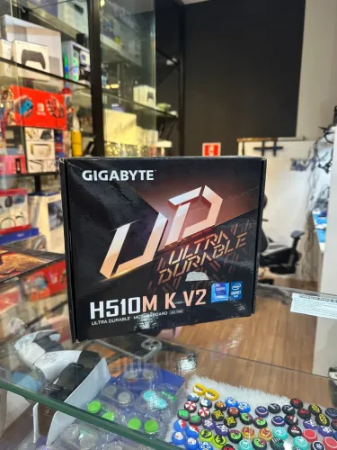 VENDO OU TROCO PLACA MÃE H510M K V2 GIGABYTE PRODUTO NOVO SEM USO ACEITO CARTÃO