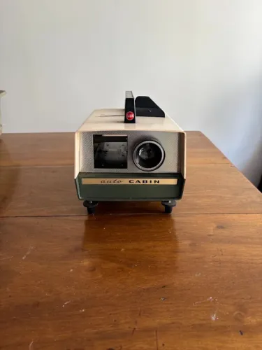 Projetor de Slides Vintage Auto Cabin com Bandejas
