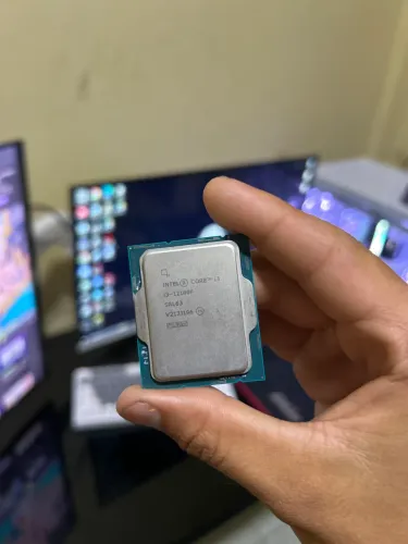 Intel Core i3 12100F