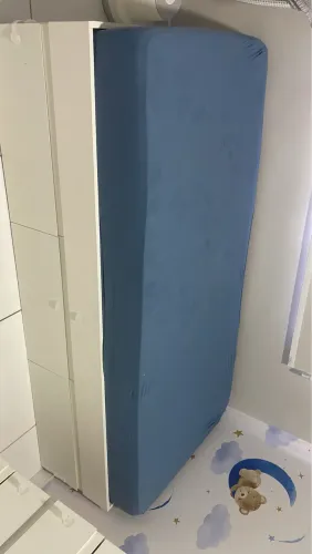 Cama toda em mdf com gavetões e com colchão 