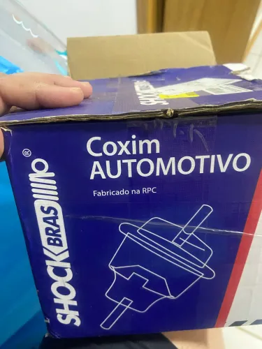 Bomba de combustível e coxim do motor