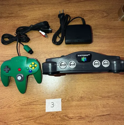 Nintendo 64 Americano com Controle Verde Original