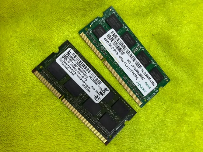 Par de Memórias RAM para Notebook 8GB DDR3 (2x4GB) 1333MHz Barato