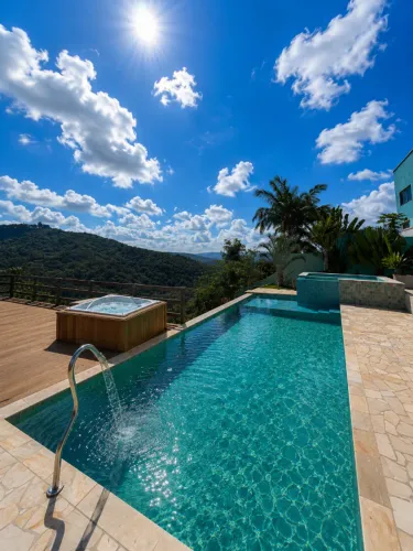 Mansão na Serra da Cantareira, vista espetacular 4 quartos, Piscina, Jacuzzi, 20 min de SP