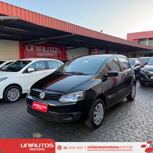 Volkswagen Fox 1.0 MI Total Flex 8V 5P 2011