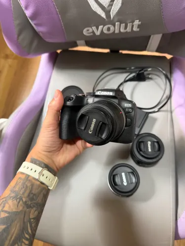 Câmera cânon R10 kit