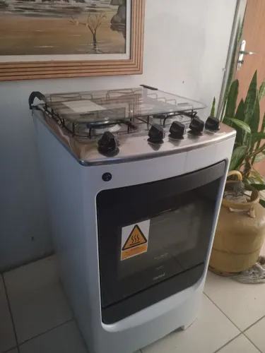 Fogão Consul 4 Bocas com Tampa de Vidro - Pouco Usado - Funcionando Perfeitamente