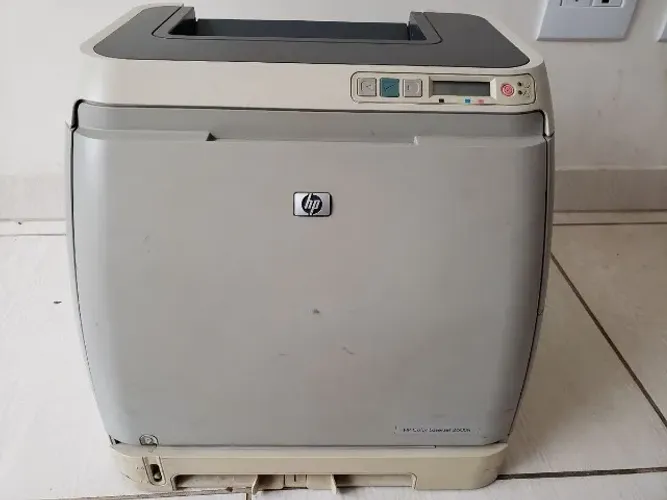 Impressora HP Laser 2600N com problema na impressão