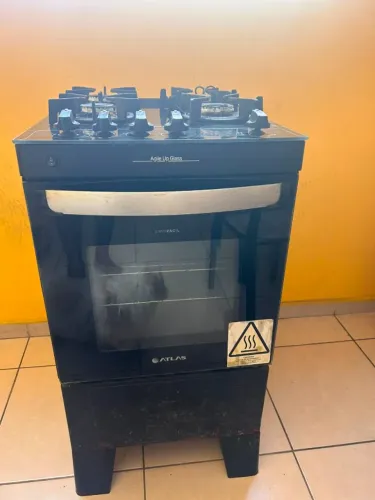 Fogão de 4 bocas doação (para pessoa que realmente necessita)