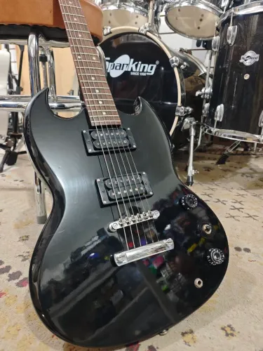 Guitarra Epiphone SG Preta Regulada