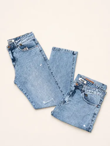 Calça jeans Reta