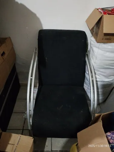 Poltrona preta 