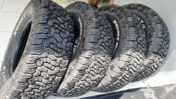 4 PNEUS XIBRI BRUTUS 265/75 ARO 16 SEMI NOVOS.