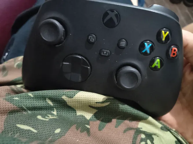 Controle Xbox com defeito no lb/rb