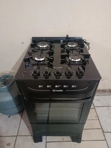 Fogão novo sem uso. Entrego
