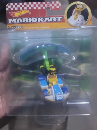 Lakitu hotwheels edição mario kart
