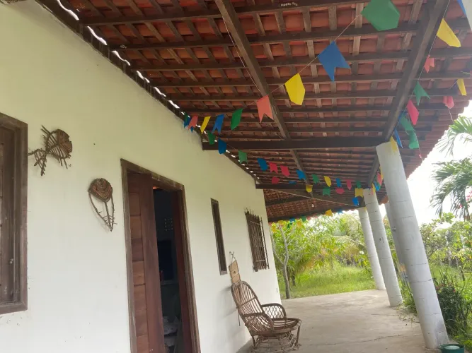 Casa grande com móveis povoado Angelin 