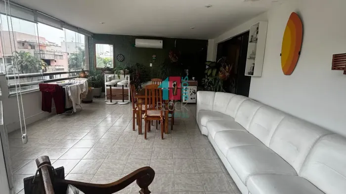 Recreio dos Bandeirantes | Apartamento 3 quartos, sendo 2 suites