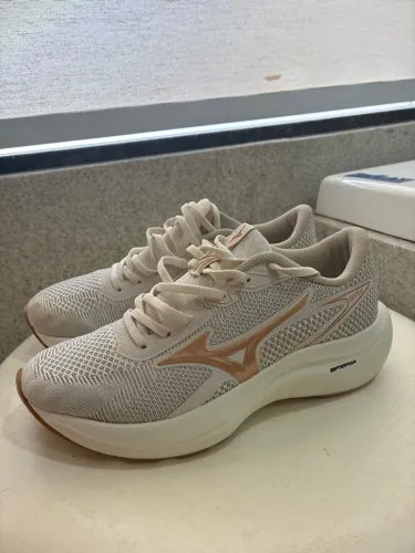 Tênis mizuno feminino