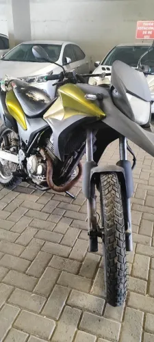 Troco XRE 2012 por moto menor 